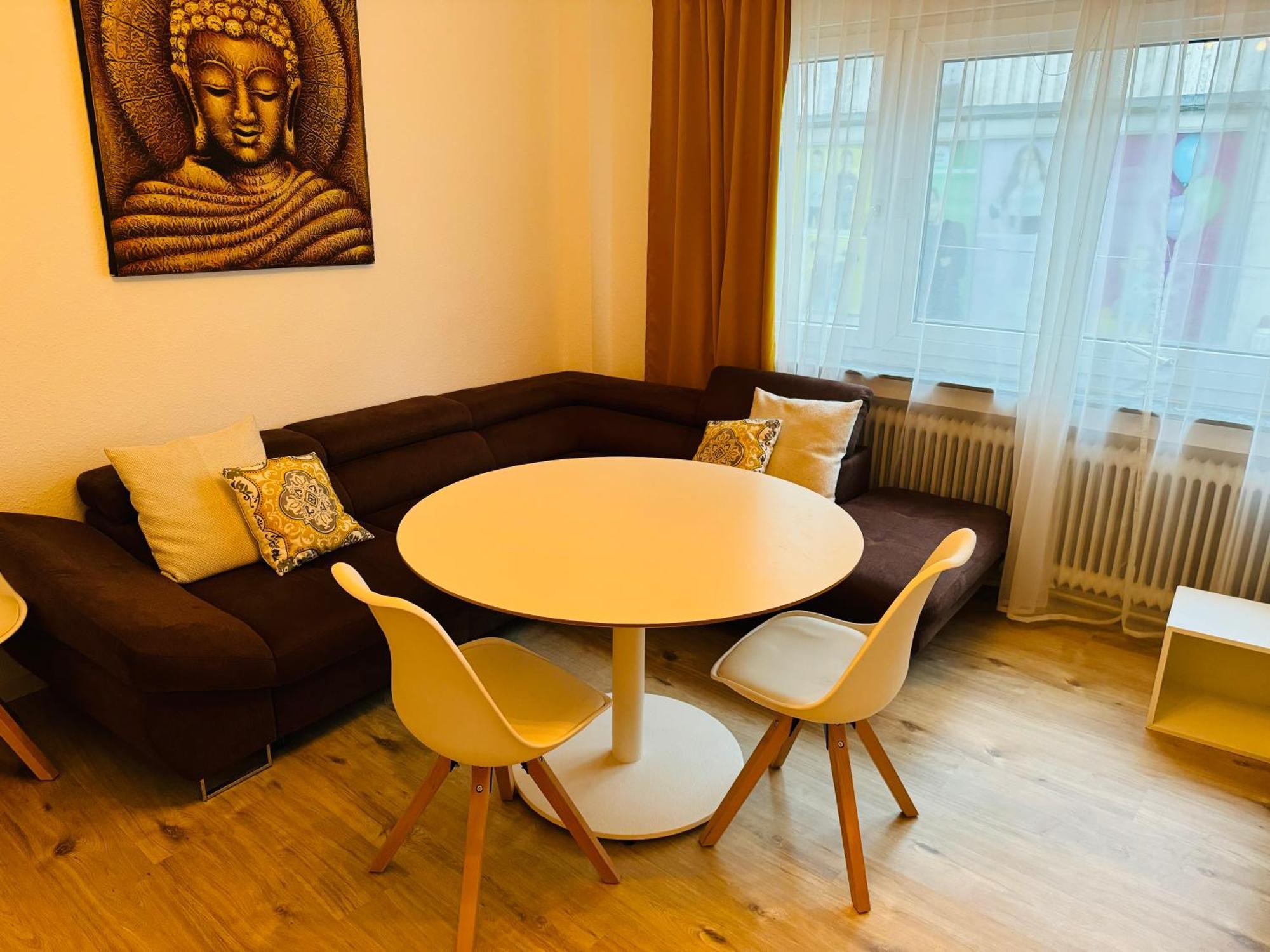 Zentrale Wohnung Mit Balkon Koblenz  Luaran gambar