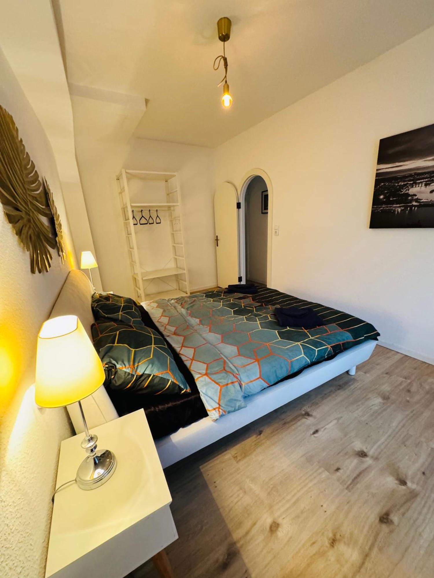 Zentrale Wohnung Mit Balkon Koblenz  Luaran gambar