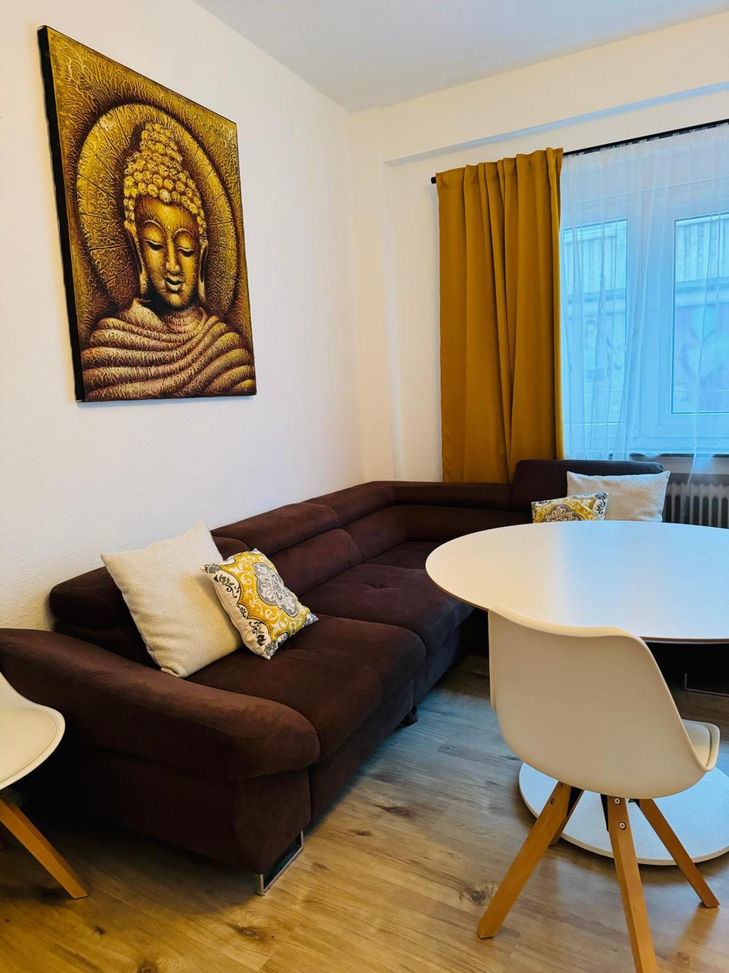 Zentrale Wohnung Mit Balkon Koblenz  Luaran gambar